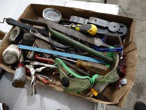 lot 3472 image: Lot of various Hand tools.