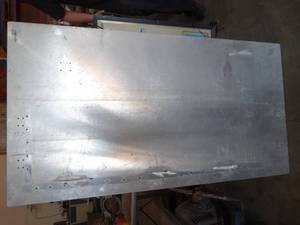 lot 3474 image: Solid aluminum Work bench top.