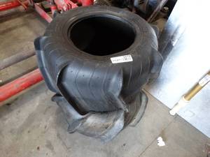 lot 3478 image: 2 side winder paddle tires.
