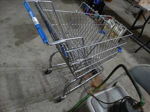lot 3507 image: Metal shopping cartbasket