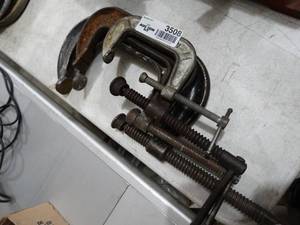 lot 3508 image: Lot of C clamps