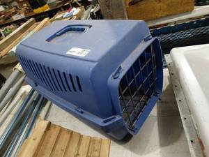 lot 3519 image: Pet taxi dog crate