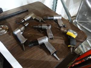 lot 3559 image: 6 pneumatic tools