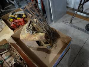 lot 3578 image: Antique toysparts