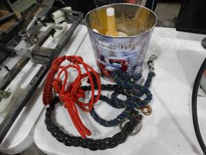lot 3609 image: Lead ropeharness & misc.