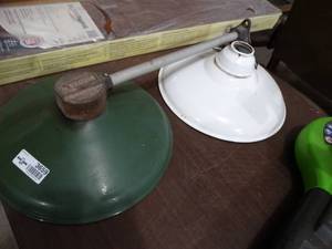 lot 3659 image: Vintage metal light w 2 shades