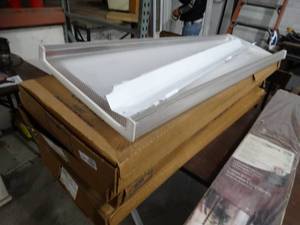 lot 3661 image: New shop light fixtures