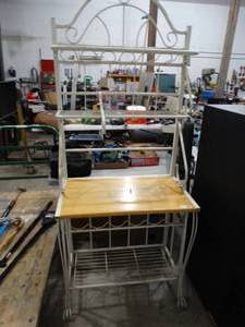 lot 3669 image: Metal bakers rack w wood top