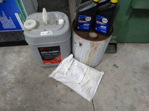 lot 3670 image: Ingersoll Rand Ultra coolant air compressor coolant- 3 qts Napa ATF