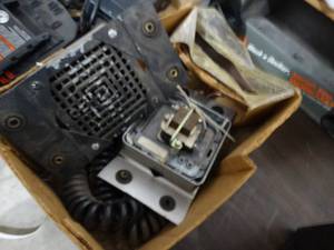 lot 3691 image: Electronic components