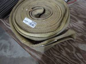 lot 3704 image: Lifting strap