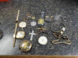 lot 3768 image: Lot of various watchesparts
