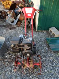 lot 9802 image: Long life 5 hp gas rototiller