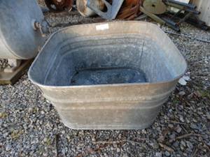lot 9803 image: Metal wash tub