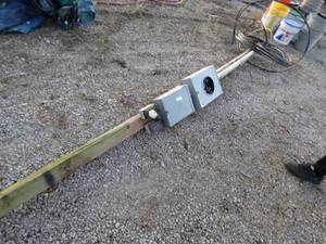 lot 9805 image: Job site electric pole w box