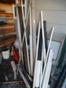 lot 9816 image: Lot of various size PVC pipe
