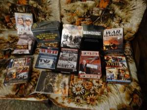 lot 9848 image: Lot of Military Media