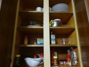lot 15 image: Cabinets full of glassware & kitchen items