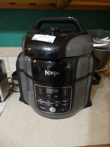 lot 23 image: Ninja cooker