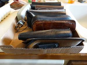 lot 28 image: Lot of various glasses & cases