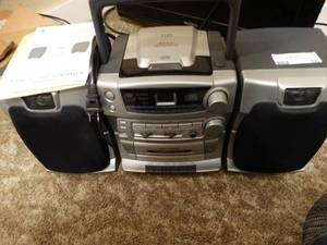 lot 56 image: Stereocd player- boombox