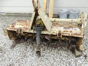lot 85 image: Land Pride 3 pt tiller attachment