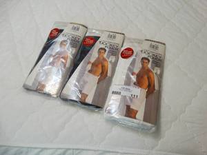 lot 111 image: 3 new packages of underwear