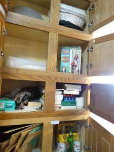 lot 141 image: Lot of misc in cabinet