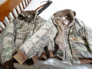 lot 160 image: Lot of Camo Mens jackets