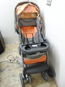 lot 169 image: Baby stroller