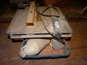 lot 206 image: Tile saw