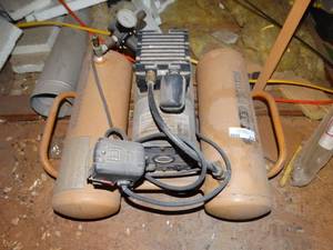 lot 214 image: Bostitch air compressor