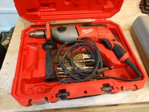 lot 247 image: Milwaukee 12 hammer drill w case