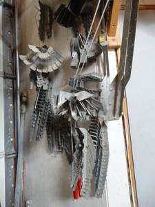 lot 297 image: Stud hangers