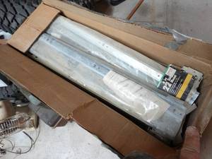 lot 298 image: Lot of 22 drawer slides