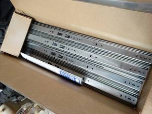 lot 300 image: Lot of side mount drawer slides