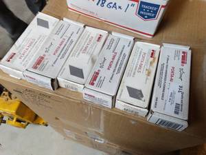 lot 316 image: 6 boxes of 2 hardwood flooring nails