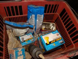 lot 402 image: Lot of wire nuts & misc.