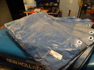 lot 413 image: Tarps