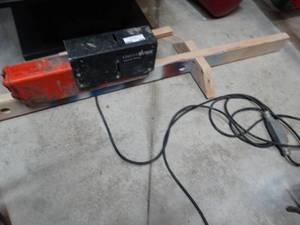 lot 426 image: Screed Vibe concrete vibrator