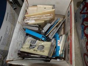 lot 434 image: Lot of outlet covers switch plates