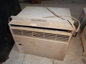 lot 441 image: Window AC