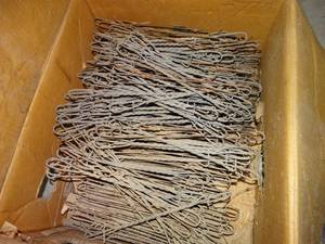 lot 442 image: Lot of concrete ties
