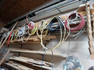 lot 466 image: Large lot of various electrical wire