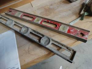 lot 477 image: Lot of 2 Levels