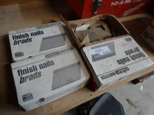 lot 1113 image: Lot of brad finish nails