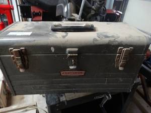 lot 1122 image: Craftsman toolbox