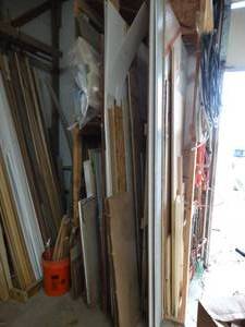 lot 1138 image: Large lot of various materiallumber pictured