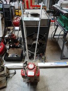lot 1148 image: Mantis gas tiller