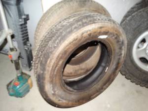 lot 1154 image: 2 tires- P 245 70 R17